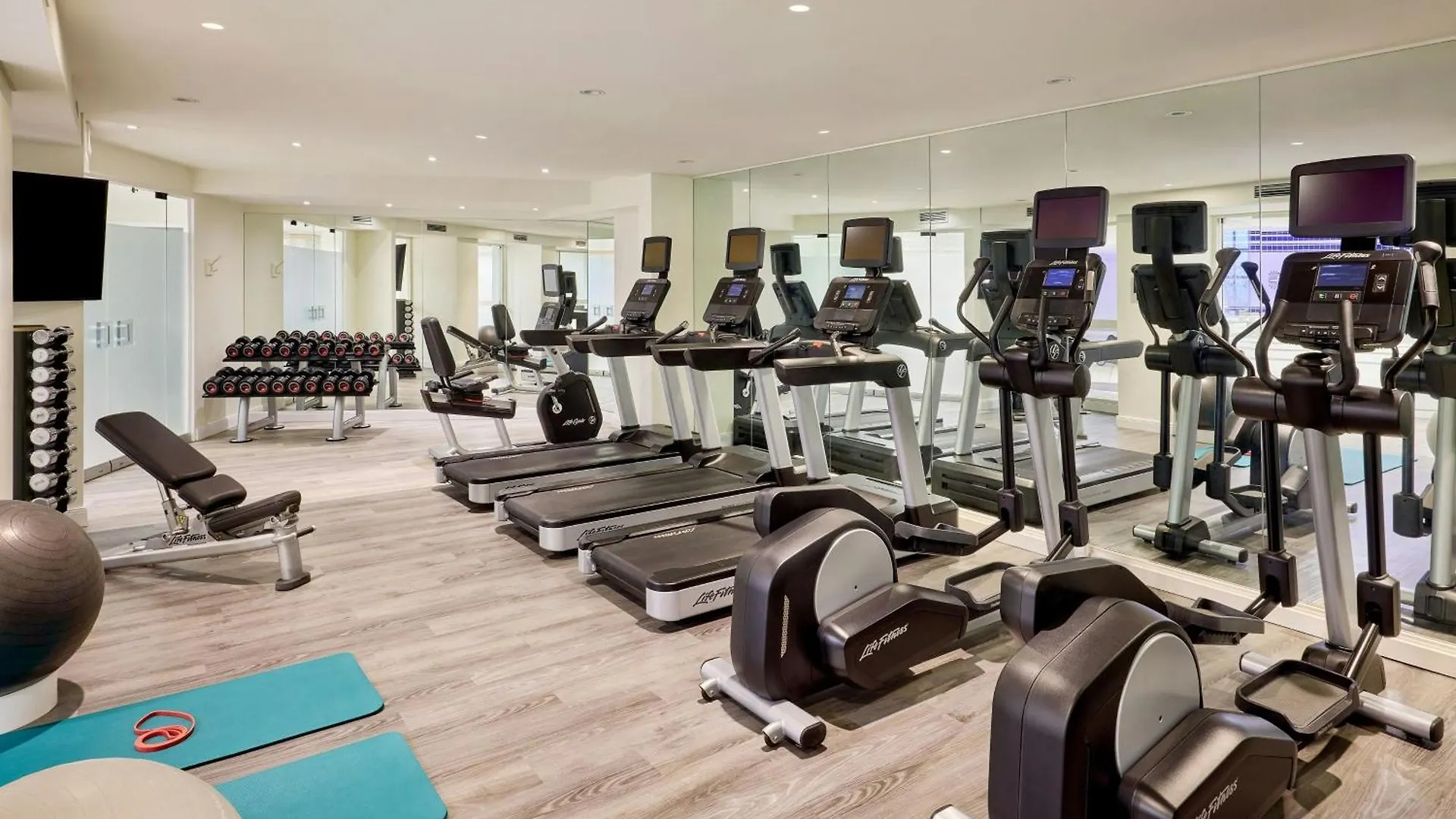 Hamburg Marriott Hotel 5*,  גרמניה